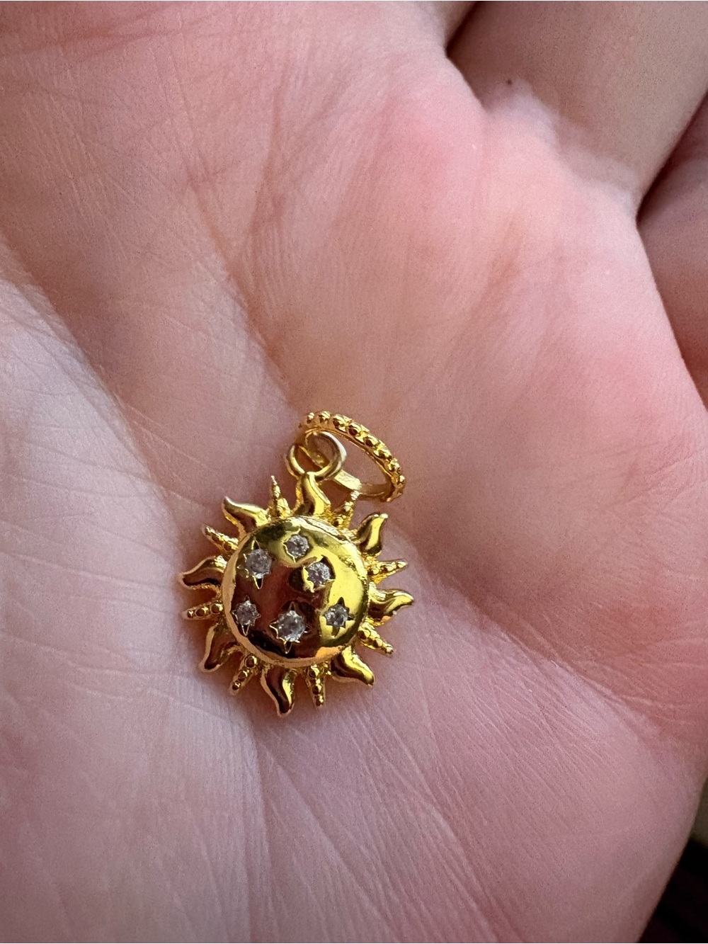 Linx sun charm
